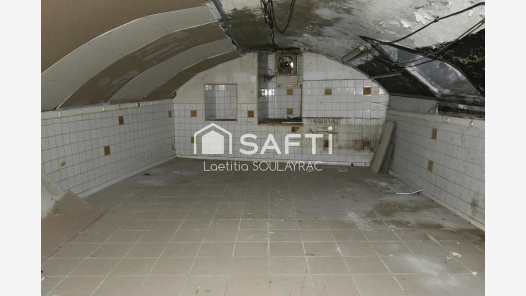 Vente local commercial 63m² centre ville Castres