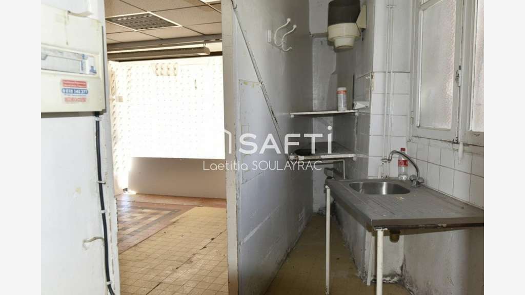 Vente local commercial 63m² centre ville Castres