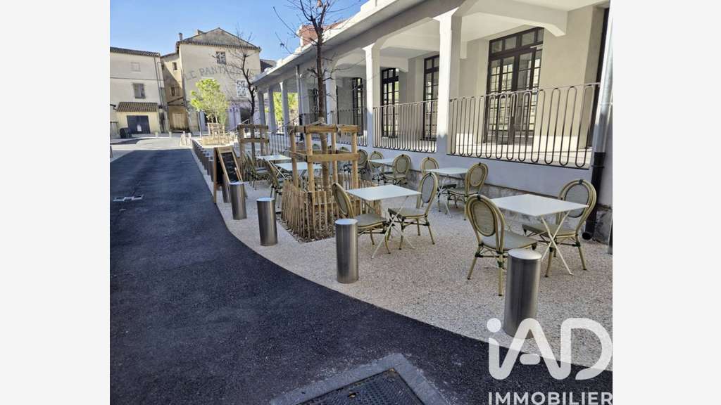 Vente local commercial à Cavaillon Place Cabassole
