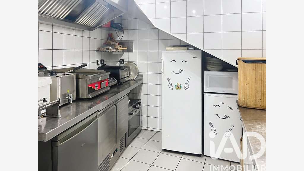 Vente local commercial à Cavaillon Place Cabassole