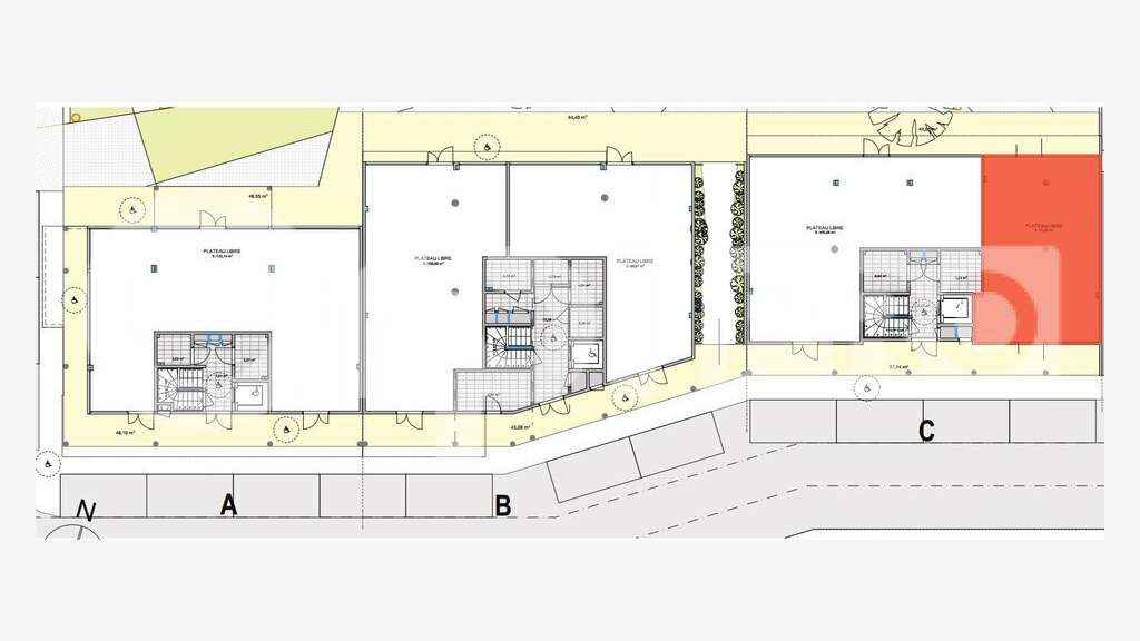 Local commercial 100m² en front de mer sur Cayenne