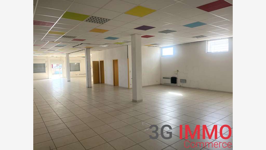Vente local commercial 160m² à Cazouls-lès-Béziers