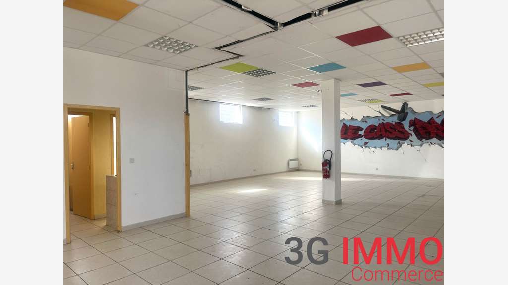 Vente local commercial 160m² à Cazouls-lès-Béziers
