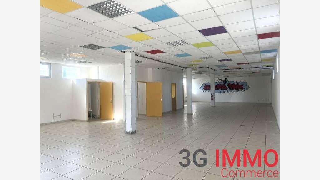 Vente local commercial 160m² à Cazouls-lès-Béziers