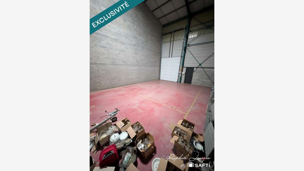 Vente local commercial 160m² avec cour à Chabeuil