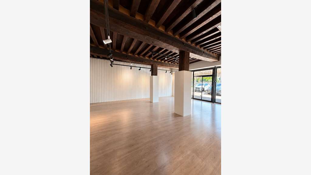Vente local 100m² + parking quai de Saône à Chalon