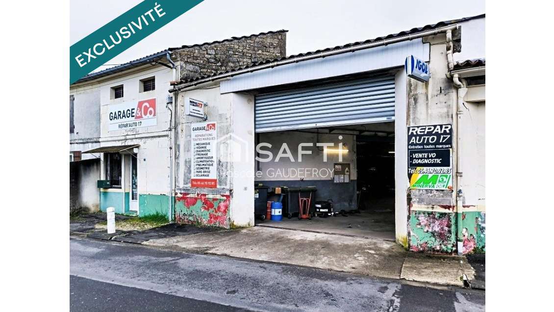 Vente local garage sur 2559m² à Champagnolles