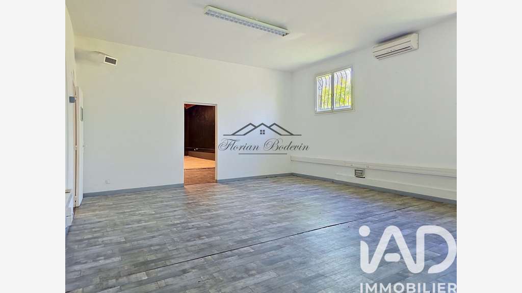 AV ensemble immobilier 419m² empl strat Champigny