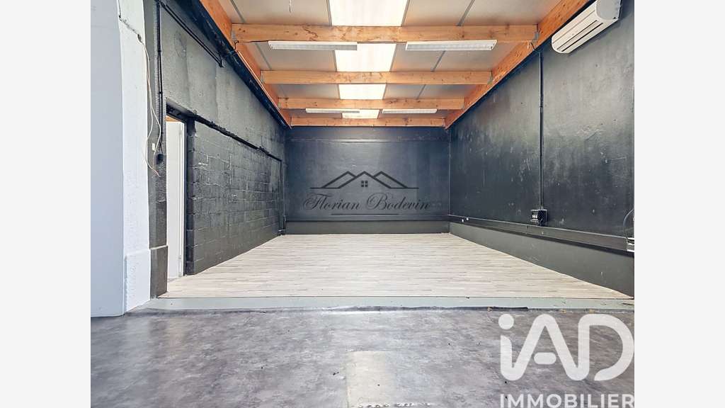 AV ensemble immobilier 419m² empl strat Champigny