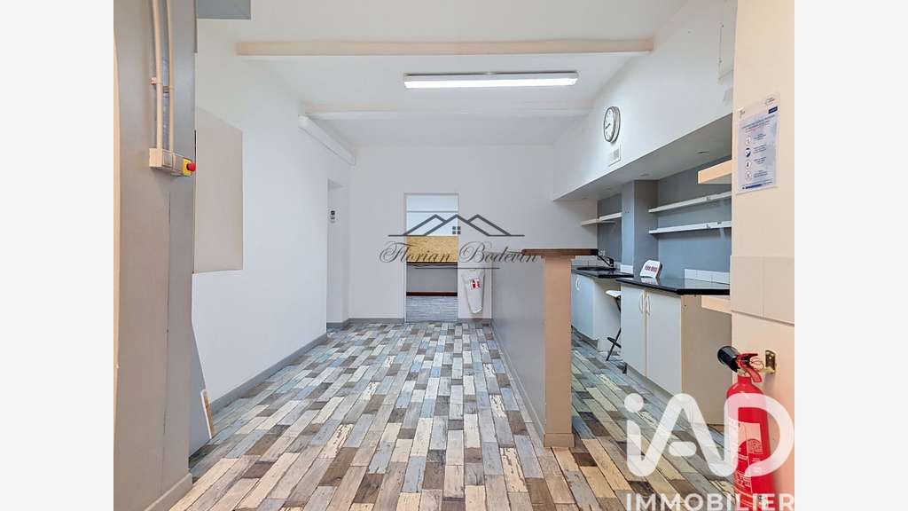 AV ensemble immobilier 419m² empl strat Champigny