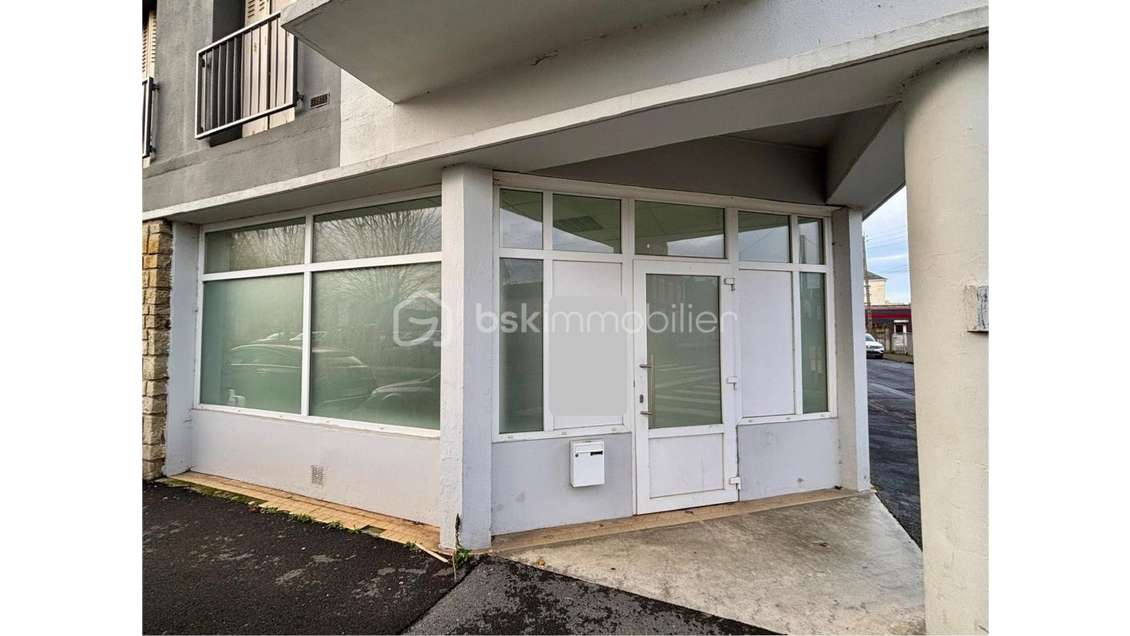 AV local refait à neuf 60m² à Charleville-Mézières