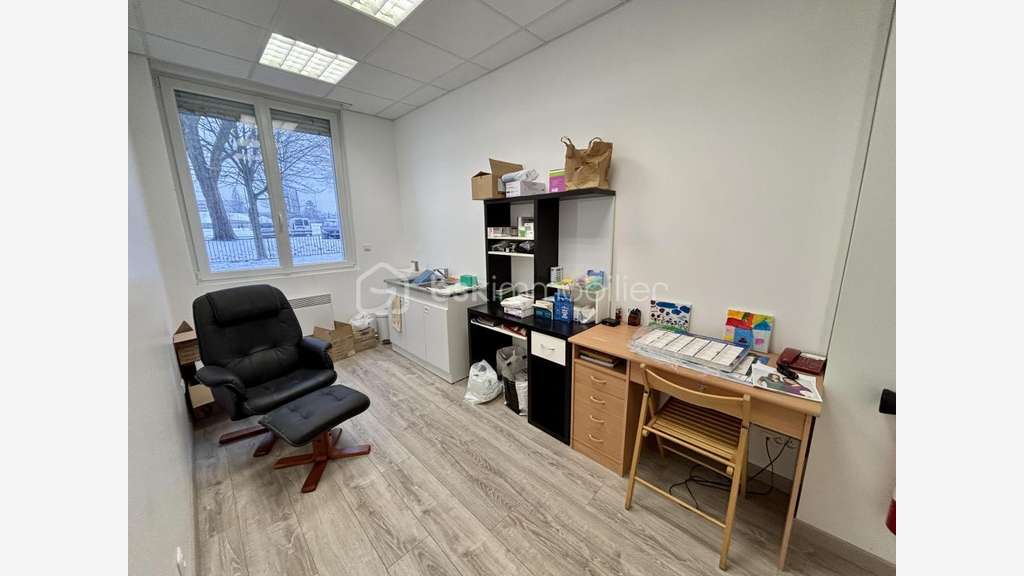 AV local refait à neuf 60m² à Charleville-Mézières
