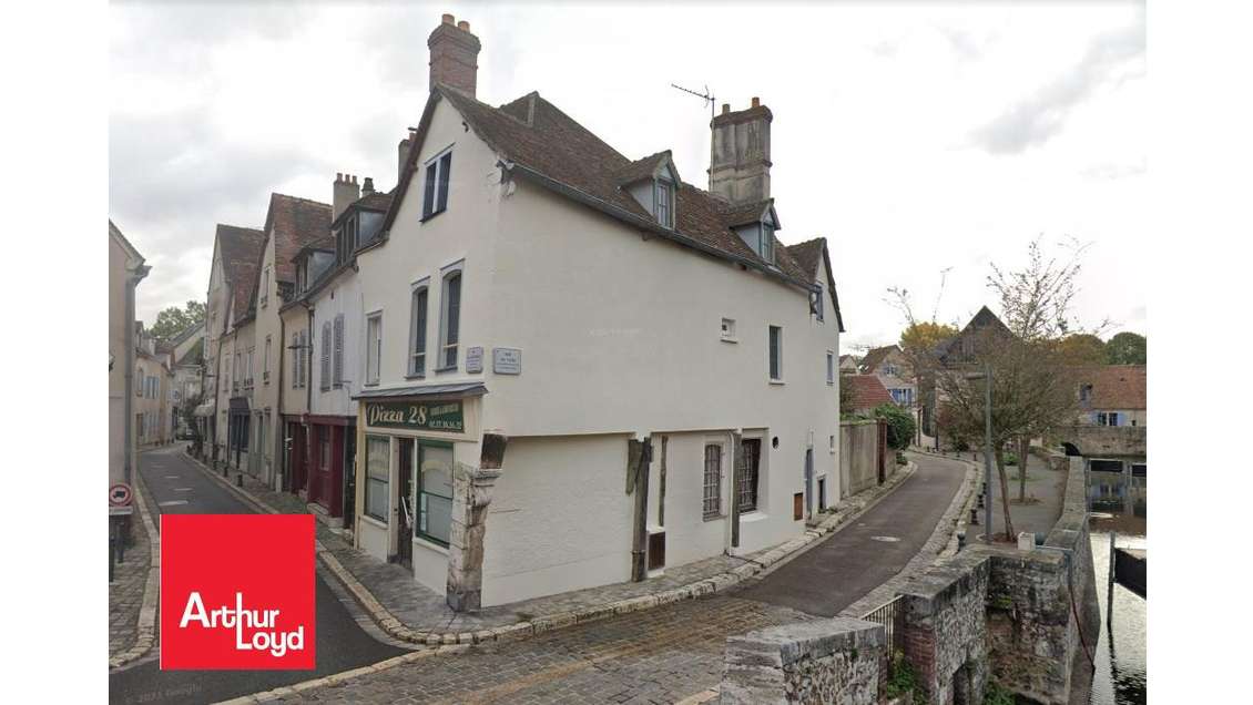 Vente local commercial 70m² centre-ville Chartres