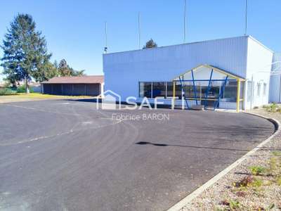 Vente local dans zone commerciale de Chasseneuil