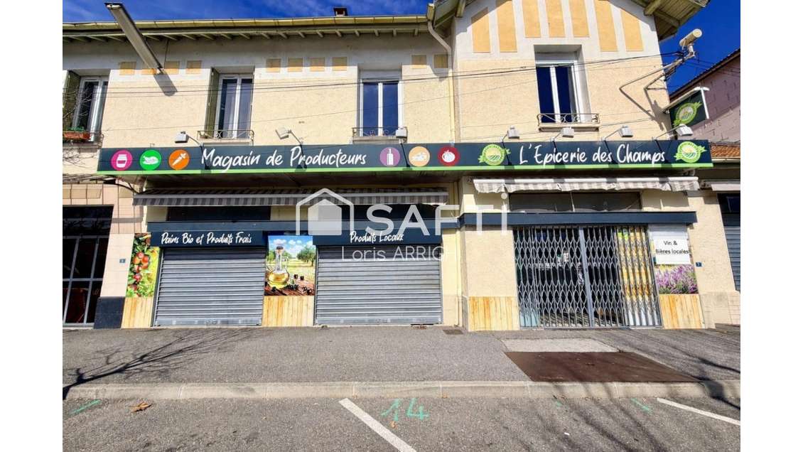 Murs commerciaux 160 m² – 9% rendement