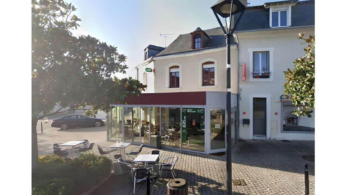 A vendre local avec logement à Château-Gontier