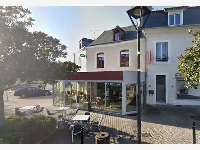 A vendre local avec logement à Château-Gontier