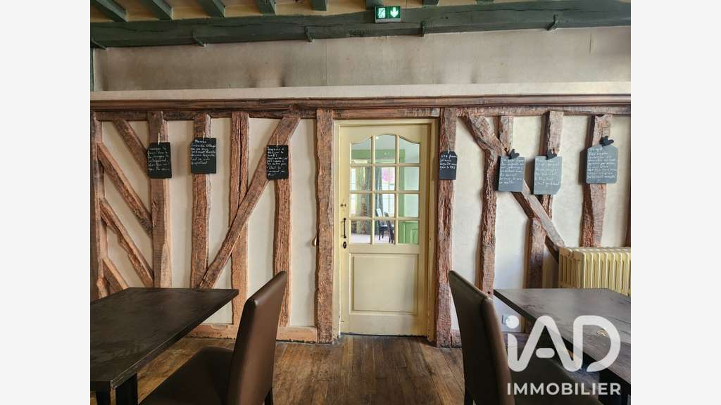 Vente local commercial de 62m² à Châteaugiron