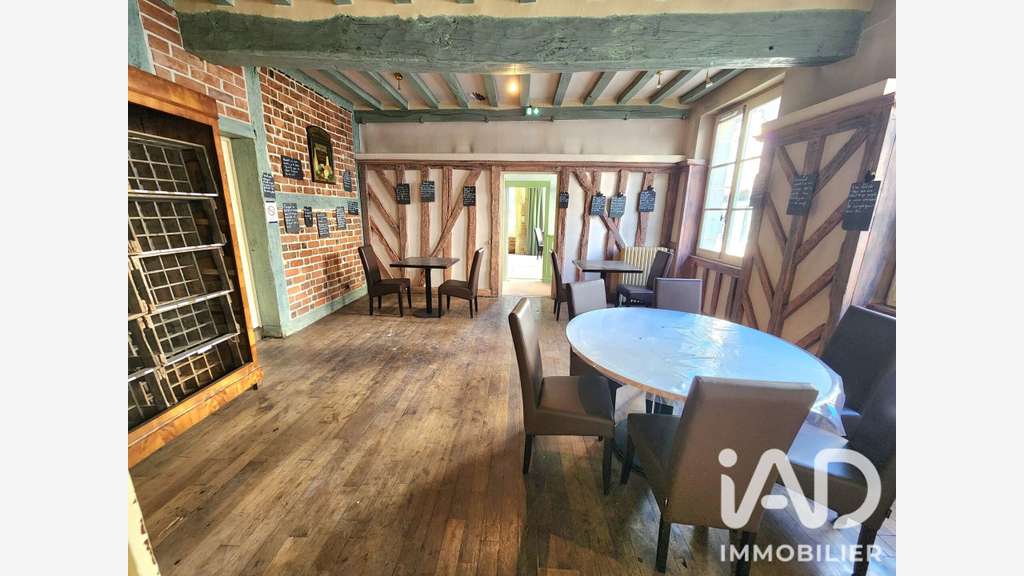 Vente local commercial de 62m² à Châteaugiron