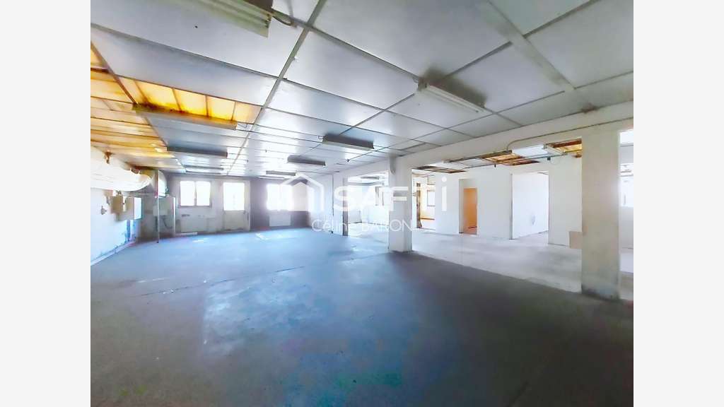 Vente local commercial 249m² ZI Châteauroux