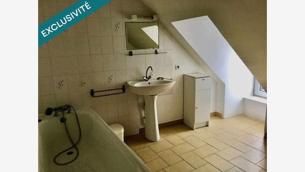 Vente local 35m² et appart à Châtillon-sur-Indre