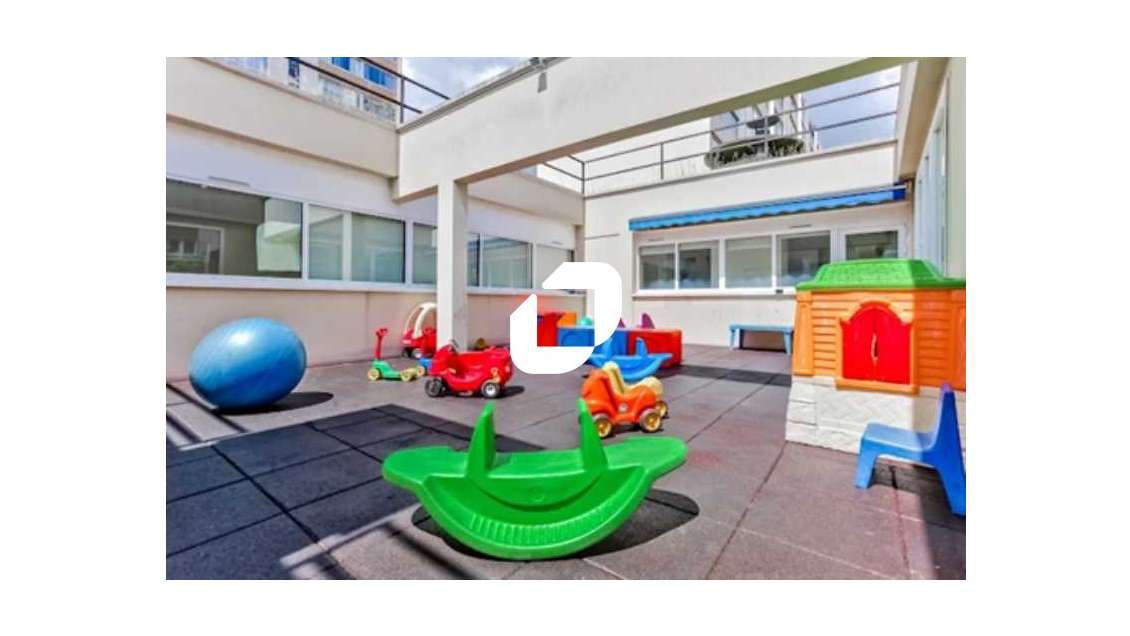 Vente Local commercial 487m² Chaville