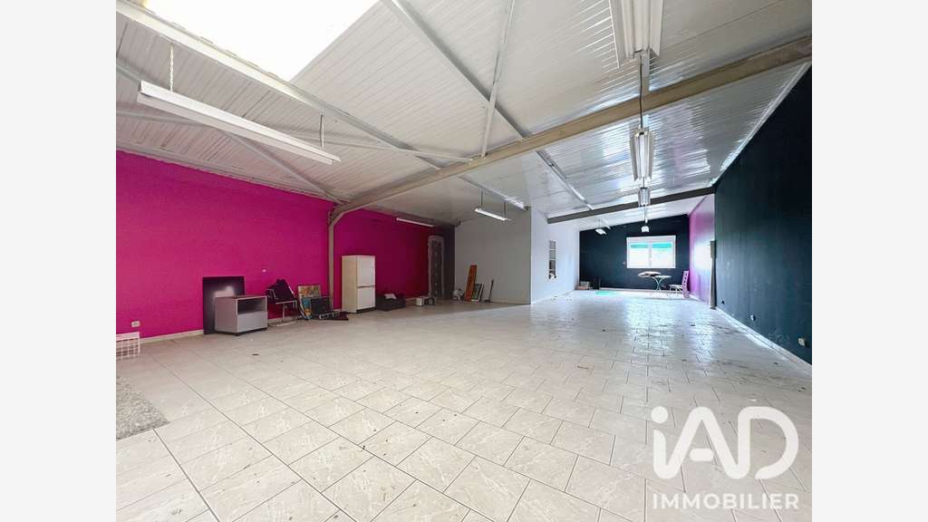 Local commercial à Chevry-Cossigny