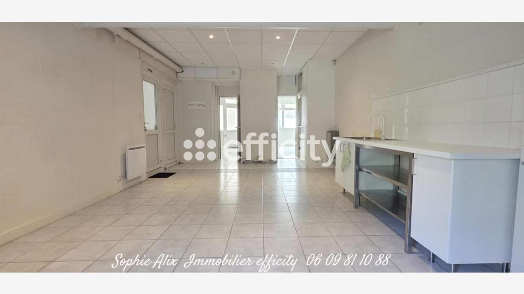 Vente murs commerciaux 62m² centre ville Clamart