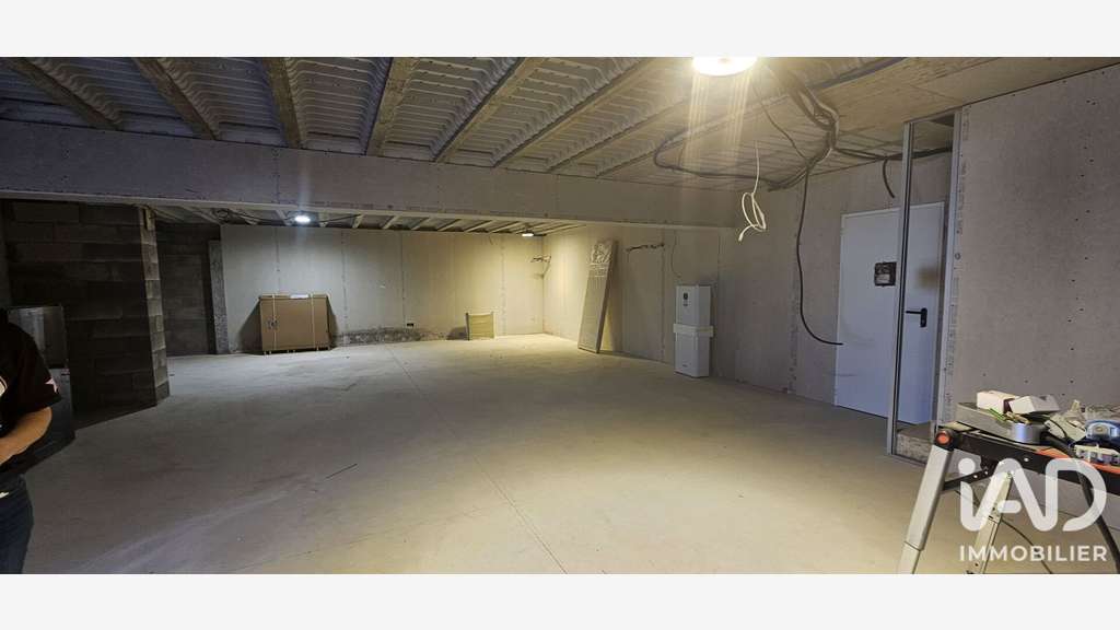 AV local professionnels 572m² à Clermont-l'Hérault