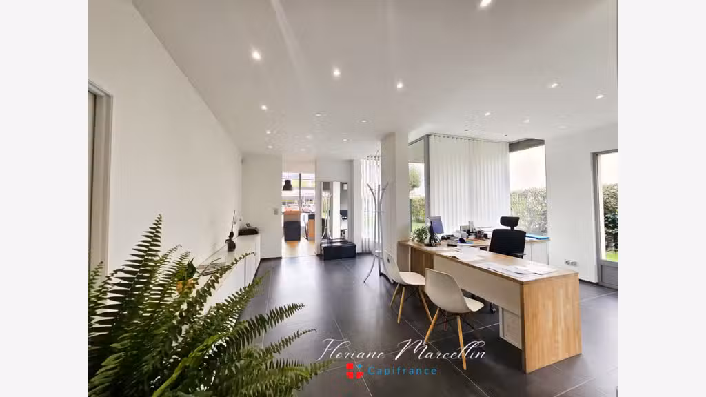 Vente local commercial 159m² avec stockage Cluses