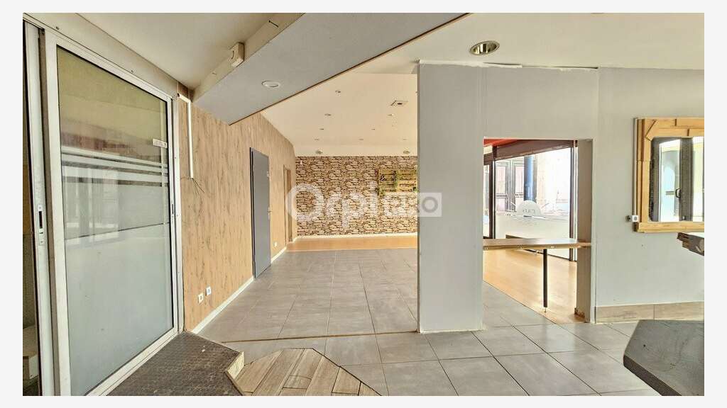 Vente local commercial 77m² à Colmar Centre