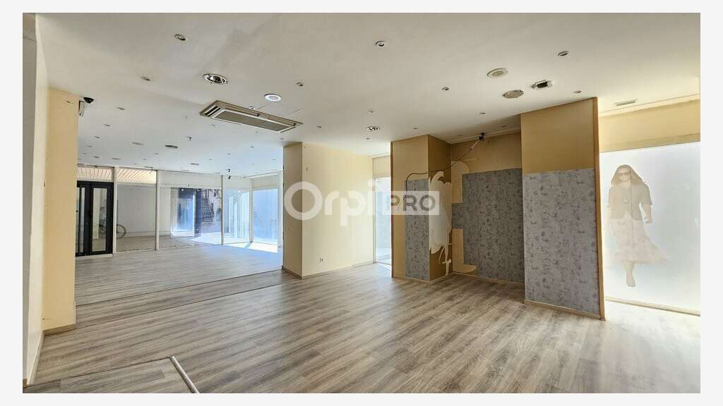 AV local commercial 115m² Colmar rue des Marchands