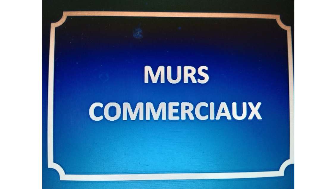 AV murs commerciaux de 107m² au coeur de Combourg