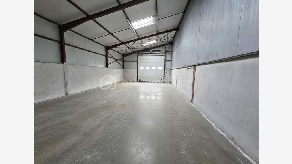 Vente local d'activités 760m² zone artisanale 69