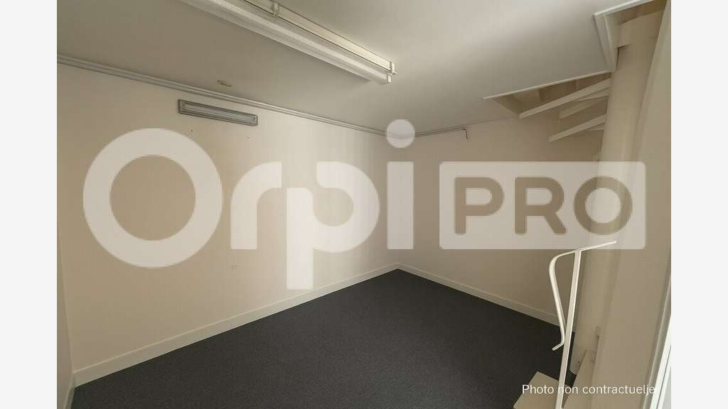 Local commercial 141m² à vendre sur Commentry