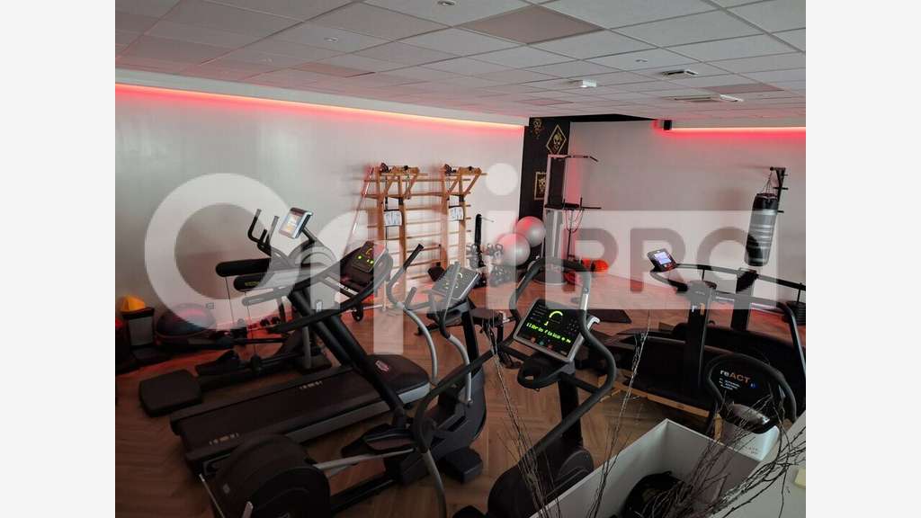 Local commercial 220m² à vendre à Compiègne
