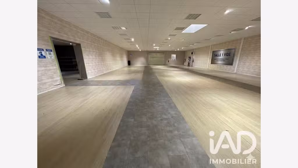 Vente bien commercial de 1930m² à Coulommiers