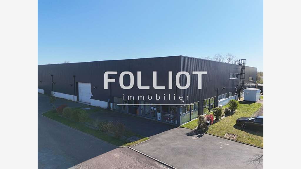 A vendre local commercial de 3000m² à Coutances