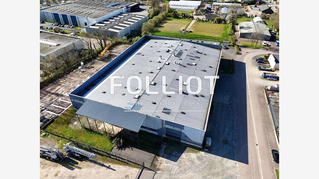 A vendre local commercial de 3000m² à Coutances