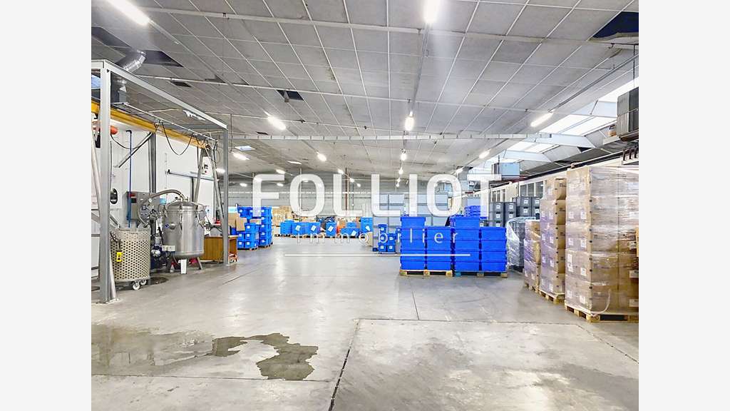 A vendre local commercial de 3000m² à Coutances