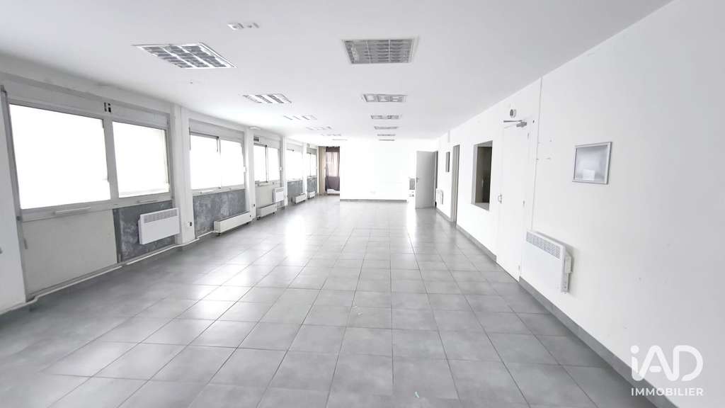 Murs commerciaux à Creil