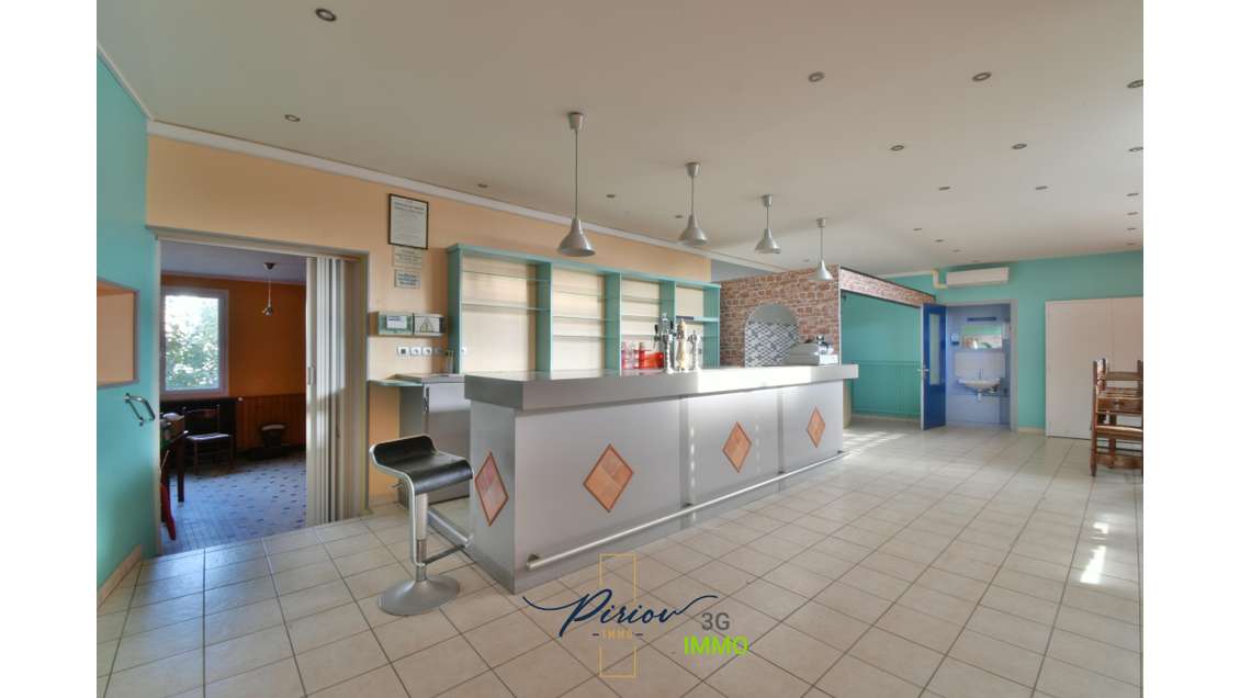 Vente local commercial à Dénezé-sous-Doué