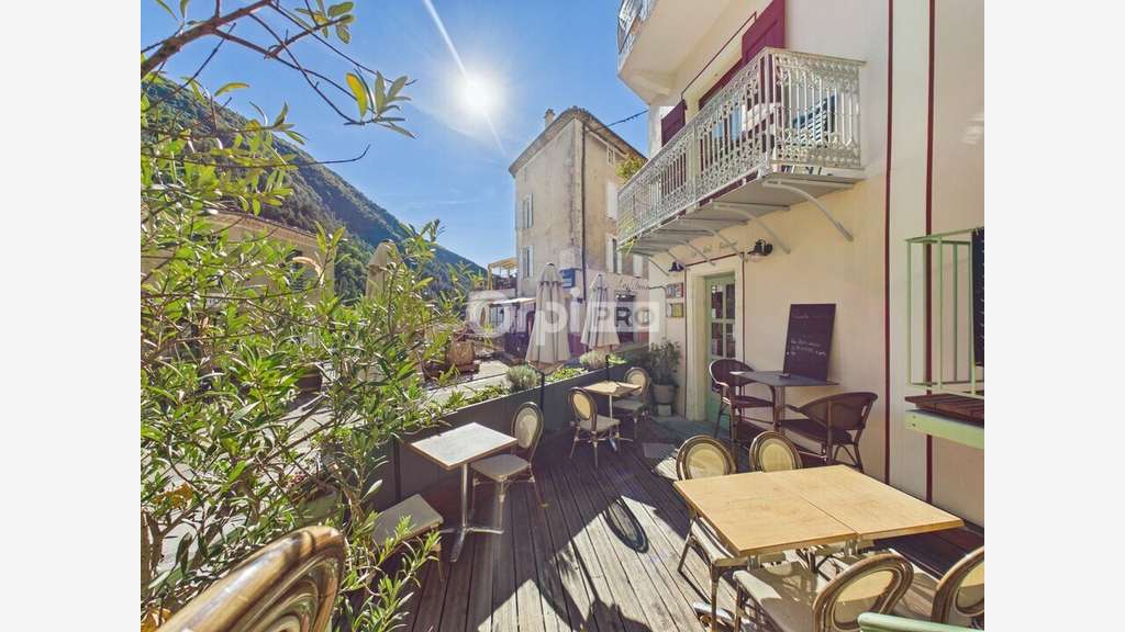 DIE - MURS ET FONDS DE COMMERCE à vendre