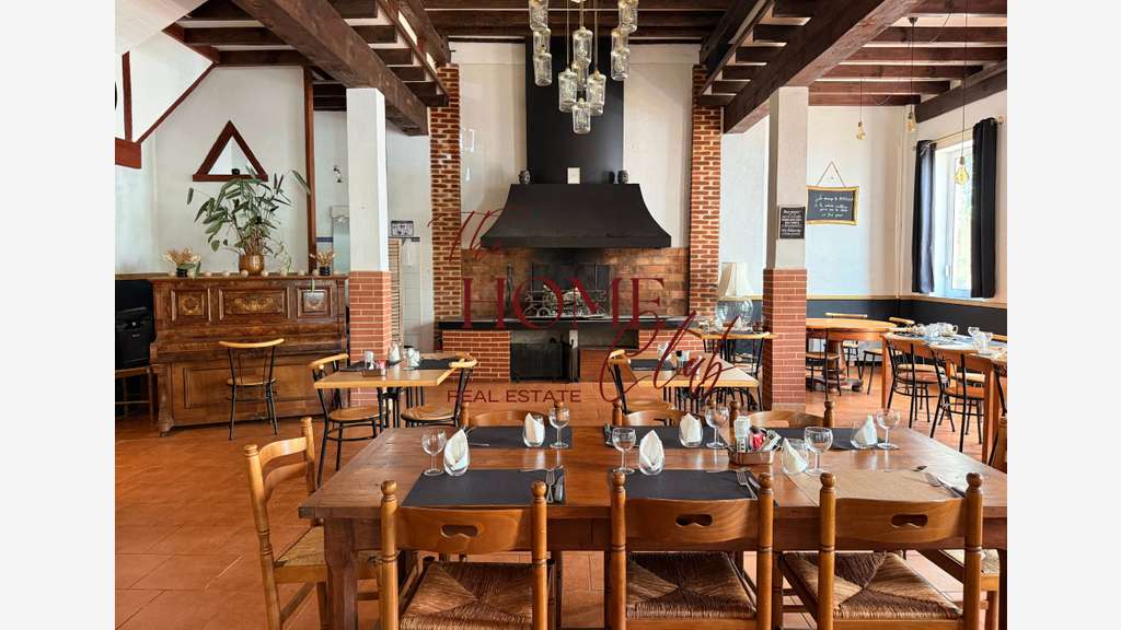Bar Restaurant avec Espace Guinguette