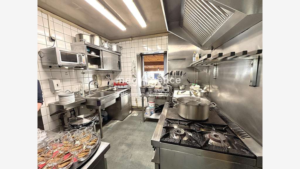 Investissement murs loués Rent. 7,2 % à à Domont