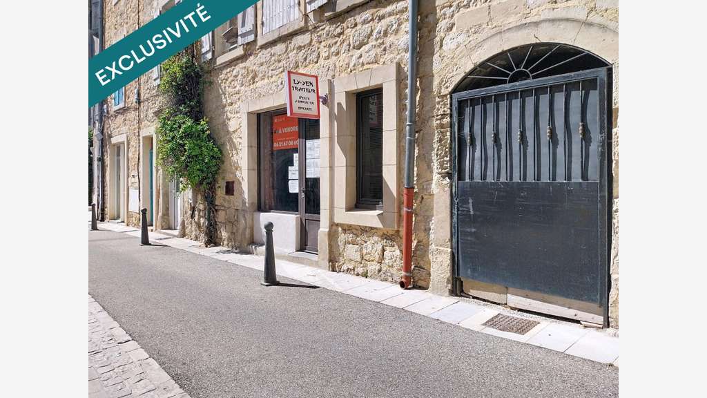 AV murs commerciaux 36m² centre Donzère (26290)