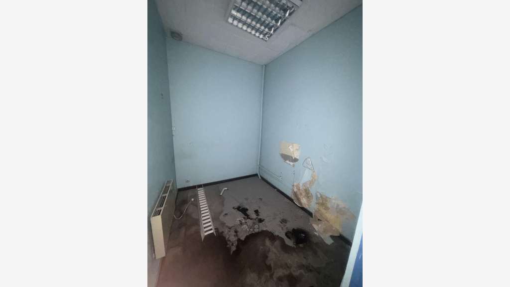 Vente local commercial ou pro de 180m² à Douai
