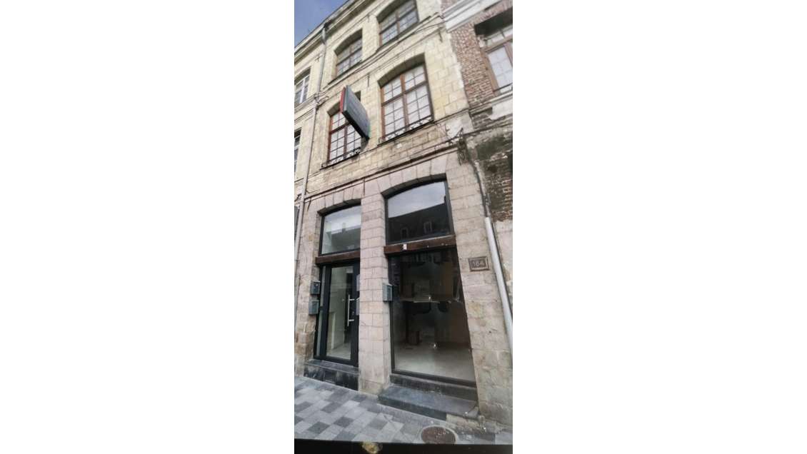 Vente local commercial ou pro de 180m² à Douai