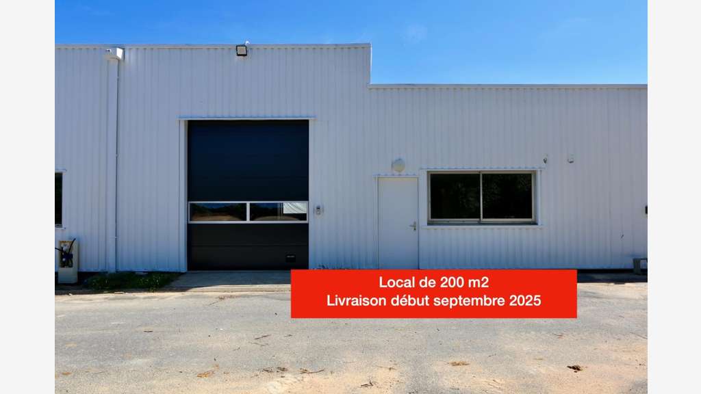 Locaux d'activité 200m² à Douvres la Délivrande