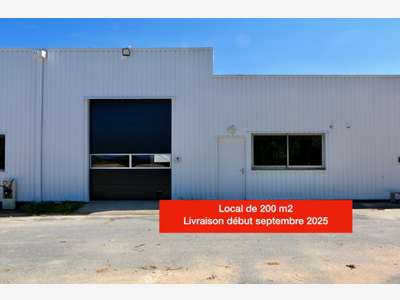 Locaux d'activité  200m² à Douvres la Délivrande